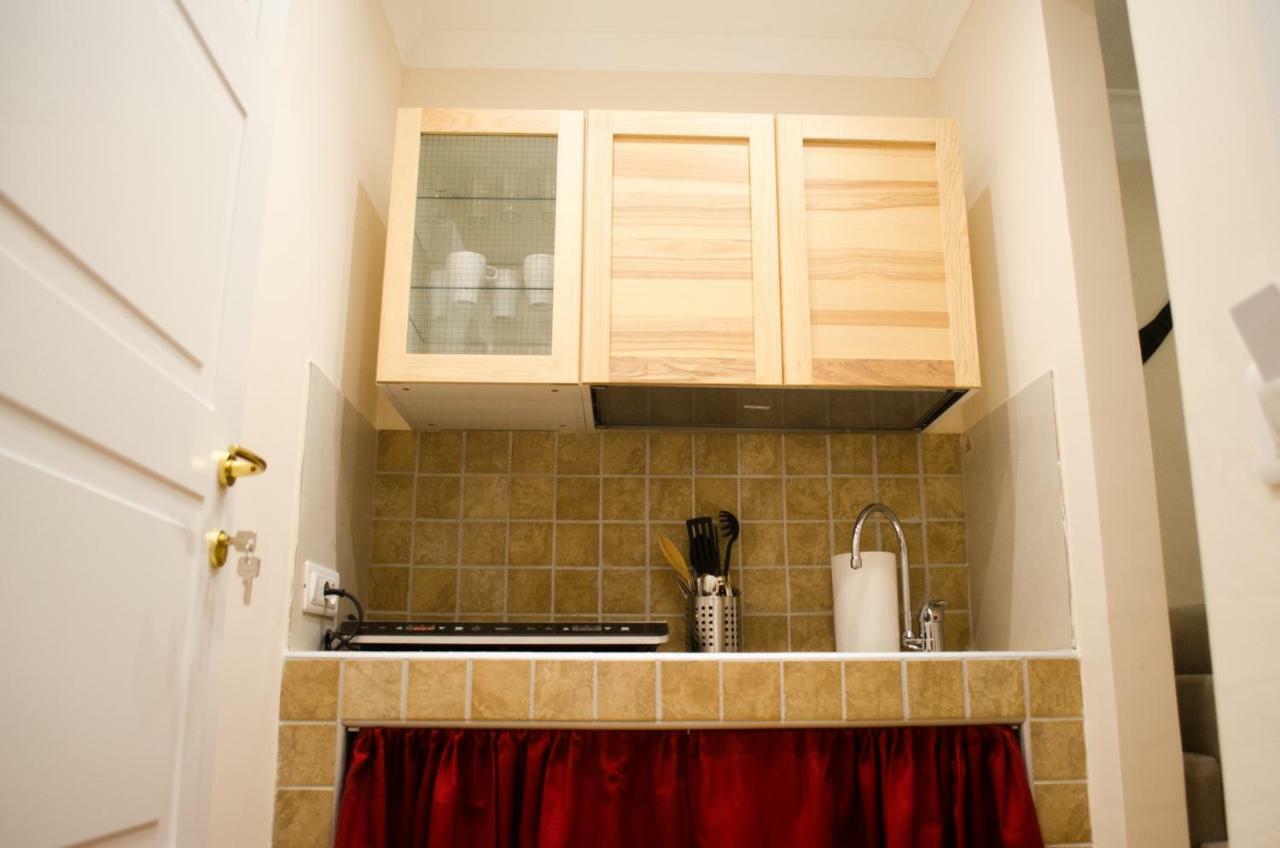 B&B Sosta Flegrea Napoli Bagian luar foto