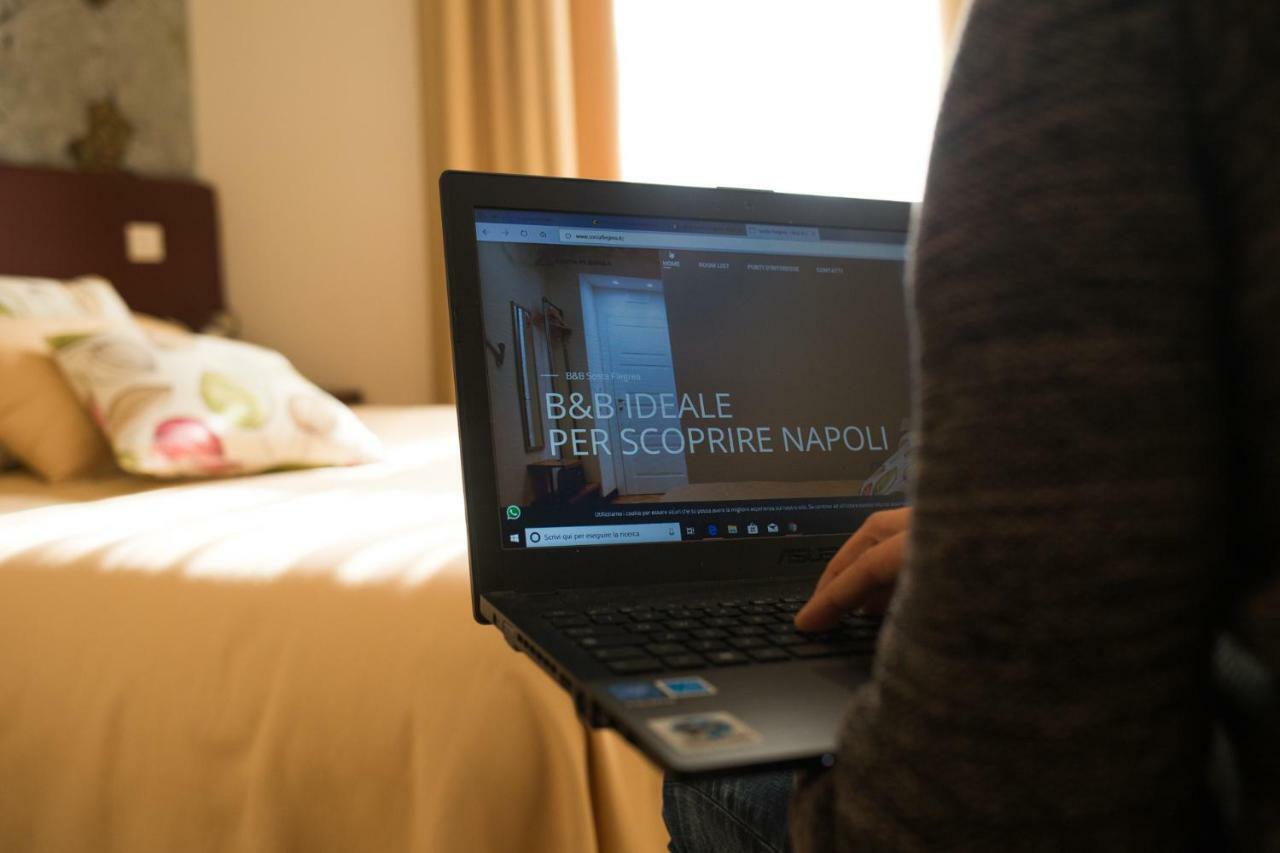 B&B Sosta Flegrea Napoli Bagian luar foto