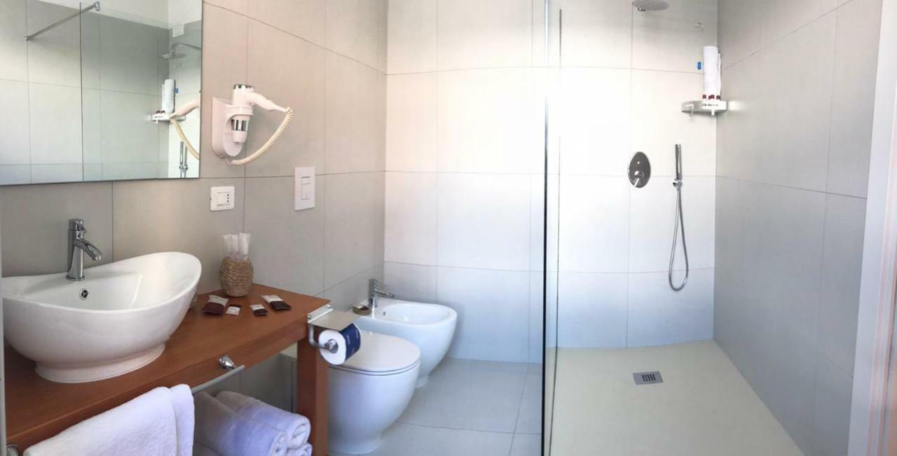B&B Sosta Flegrea Napoli Bagian luar foto